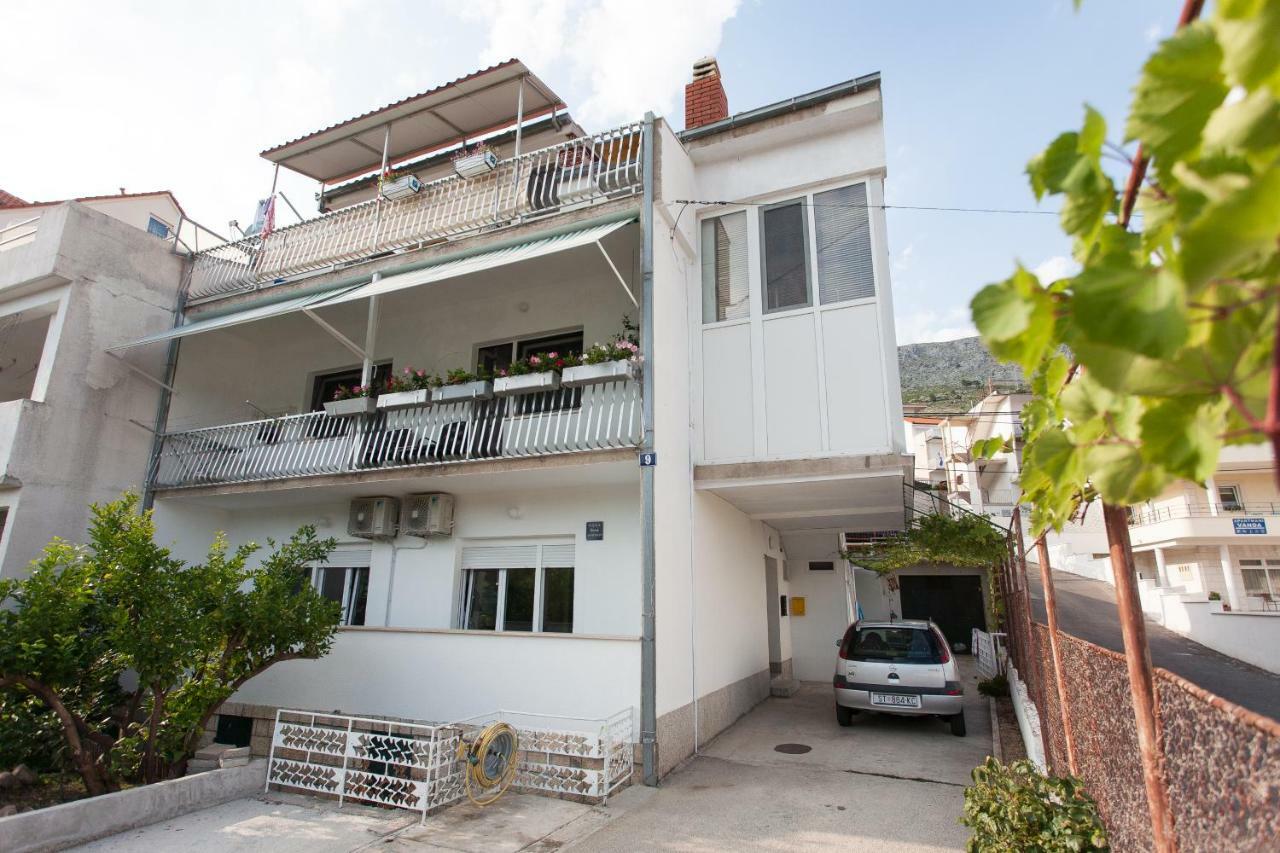 Vintage Apartment Duce Exterior photo
